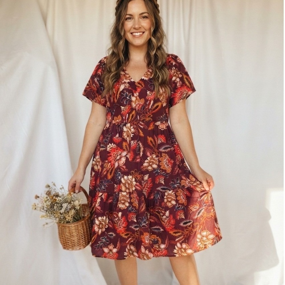 Red Wine Floral Swing Dress SzL Tiered Short Sleeve Pockets Tie Back Cottagecore